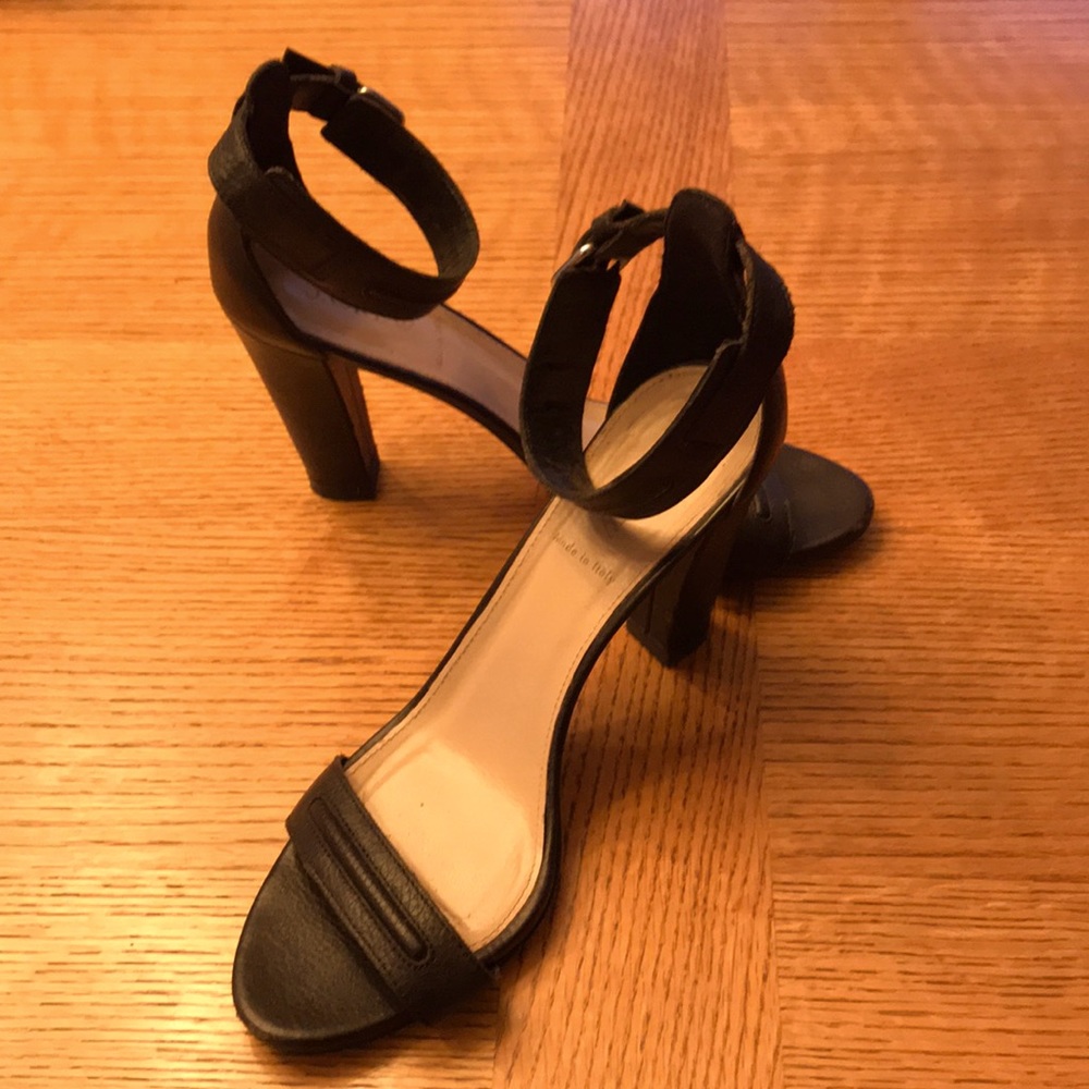 Jcrew 3 1/4 “ black leather sandals